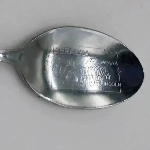 Vintage Nebraska Souvenir Engraved spoon. Kitschy cool. - Picture 3 of 5